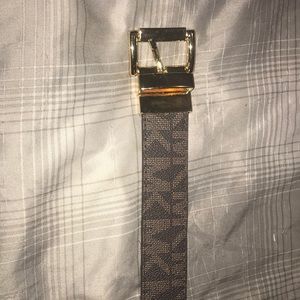 Michael kors reversible belt